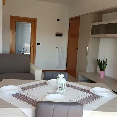 Domus Maris Viserba: Beachfront Near Fairgrounds * Rimini