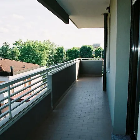 Apartment Domus Maris Viserba: Beachfront Near Fairgrounds