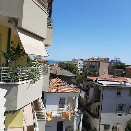 아파트 Domus Maris Viserba, Spiagge E Centro A 100 Mt Centro A 10 Minuti In Auto Sigep 2026 Fiera A 5 Minuti 리미니