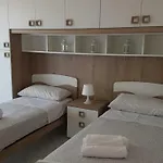 Апартаменты Domus Maris Viserba, Spiagge E Centro A 100 Mt Centro A 10 Minuti In Auto Sigep 2026 Fiera A 5 Minuti Римини