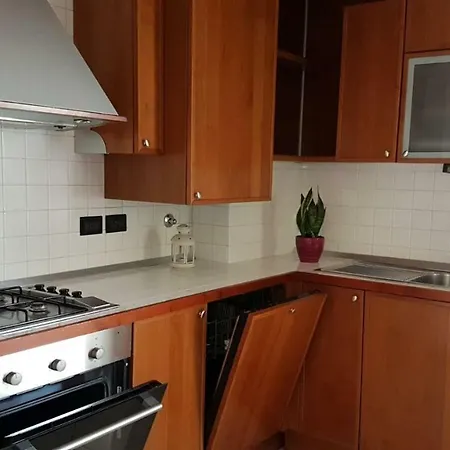 Domus Maris Viserba: Beachfront Near Fairgrounds