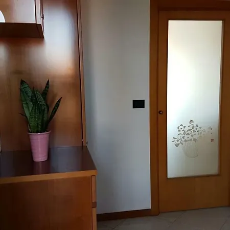 Domus Maris Viserba: Beachfront Near Fairgrounds Rimini