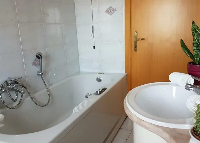 Domus Maris Viserba, Spiagge E Centro A 100 Mt Centro A 10 Minuti In Auto Sigep 2026 Fiera A 5 Minuti Apartman