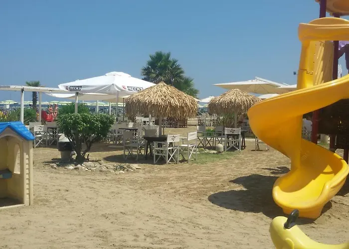 Domus Maris Viserba, Spiagge E Centro A 100 Mt Centro A 10 Minuti In Auto Sigep 2026 Fiera A 5 Minuti